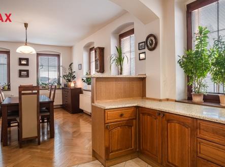 Prodej domu/vily, 298 m²