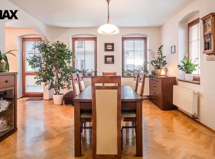 Prodej domu/vily, 298 m²