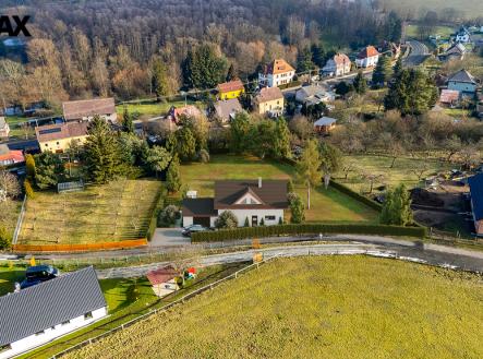 Prodej pozemku pro bydlení, 2 413 m²