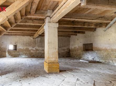 Prodej - zemědělský objekt, 6 610 m²