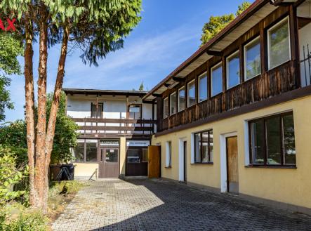 Prodej - dům/vila, 500 m²