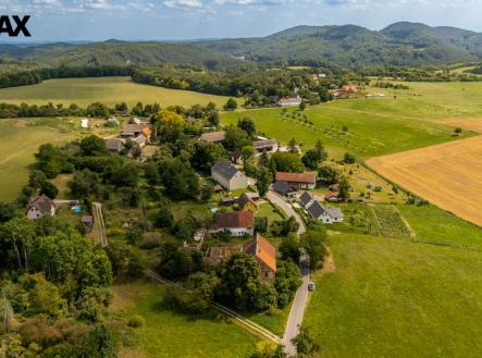 Prodej domu/vily, 1 947 m²