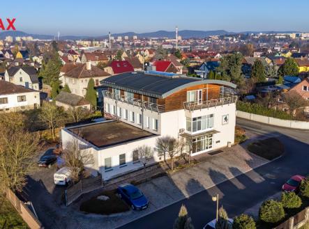 Prodej kanceláře, 826 m²