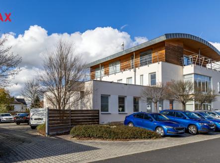 Prodej kanceláře, 826 m²