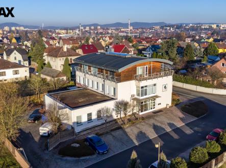 Prodej kanceláře, 826 m²