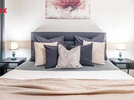 Pronájem bytu, 3+kk, 84 m²