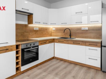 Pronájem bytu, 3+1, 74 m²