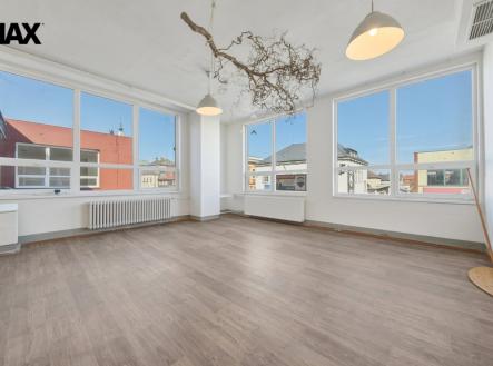Pronájem obchodní prostory, 110 m²