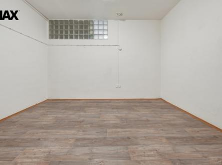 Pronájem obchodní prostory, 110 m²