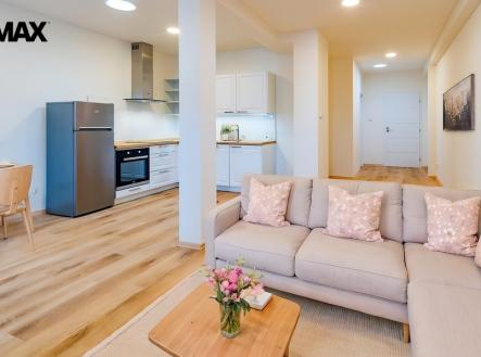 Pronájem bytu, 2+1, 75 m²