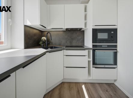 Pronájem bytu, 4+kk, 85 m²