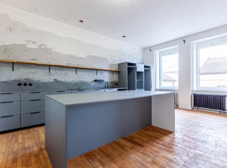 Pronájem bytu, 4+1, 167 m²