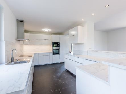 Prodej domu/vily, 241 m²