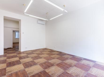 Pronájem obchodní prostor, 43 m²