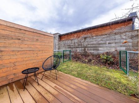 Pronájem bytu, 1+kk, 38 m²