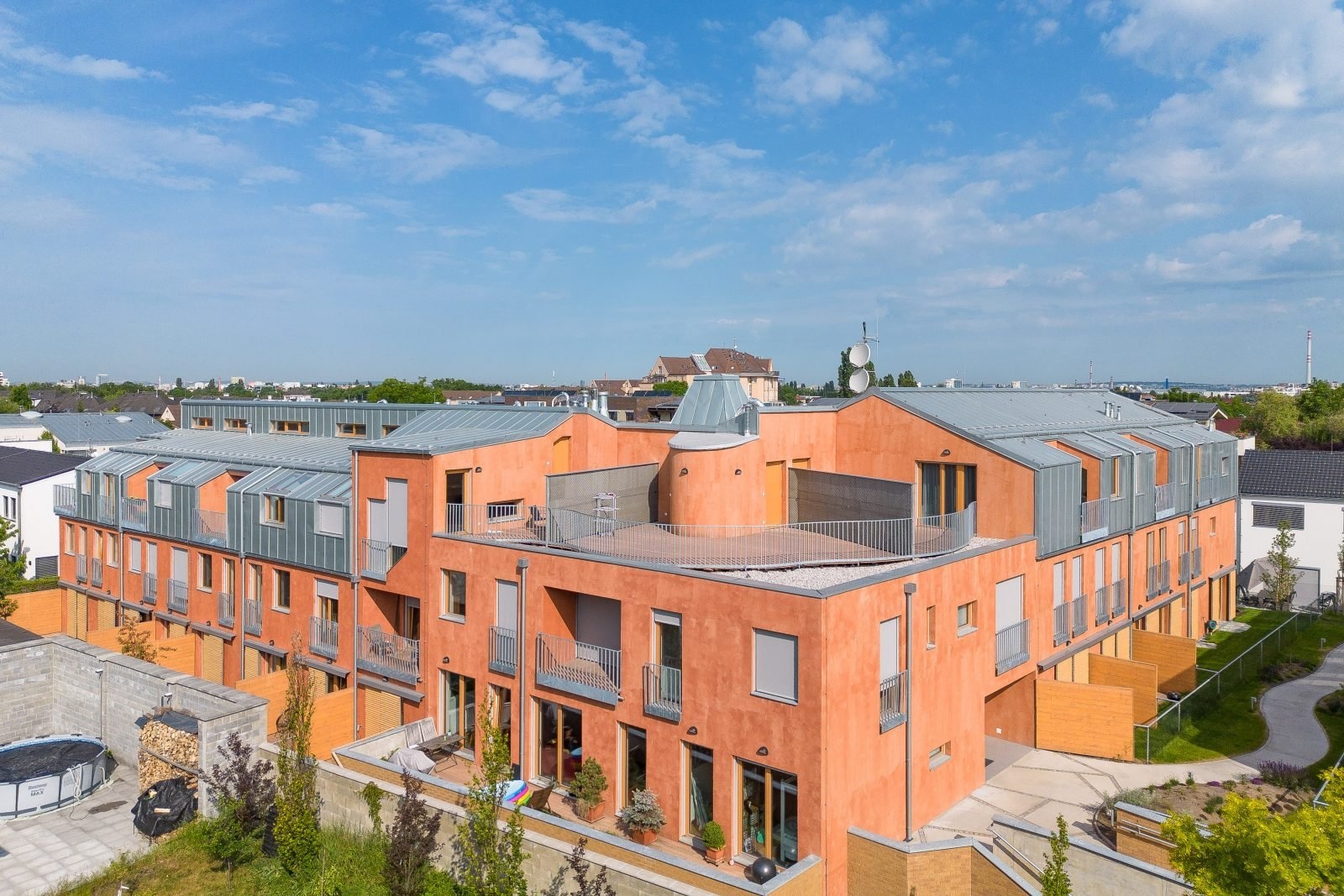 64c7b717e5123599442645