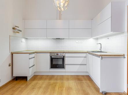 Pronájem bytu, 3+kk, 85 m²