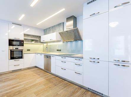 Pronájem bytu, 2+kk, 51 m²