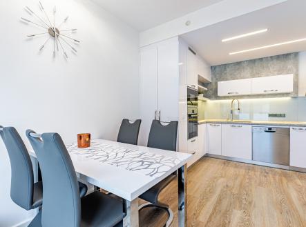 Pronájem bytu, 2+kk, 51 m²