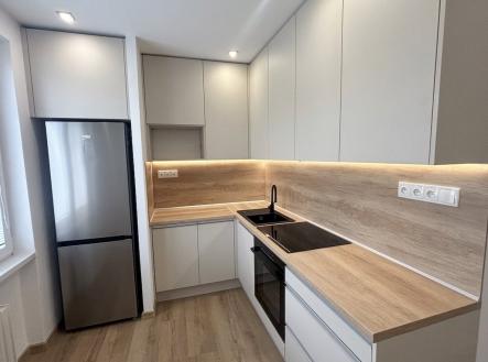 Pronájem bytu, 2+1, 55 m²