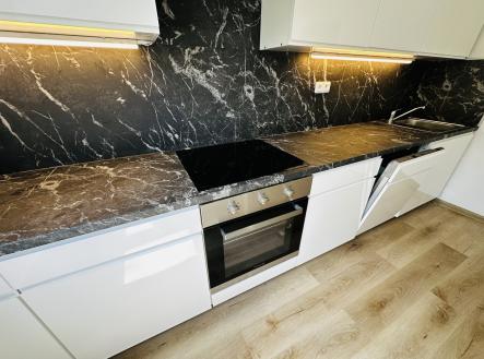 Pronájem bytu, 2+1, 67 m²
