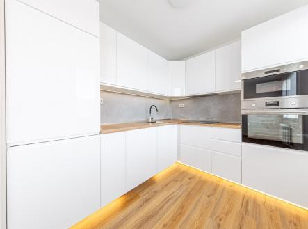 Prodej bytu, 3+kk, 56 m²