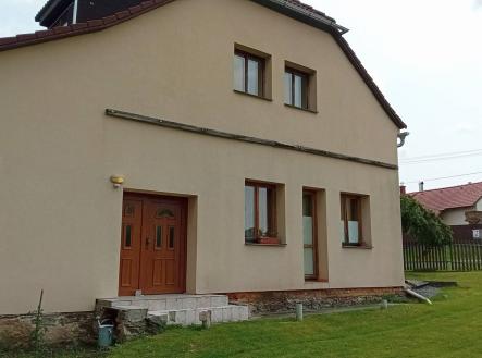 Pronájem domu/vily, 130 m²