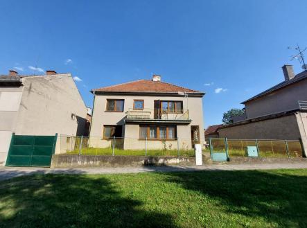 Prodej - dům/vila, 240 m²