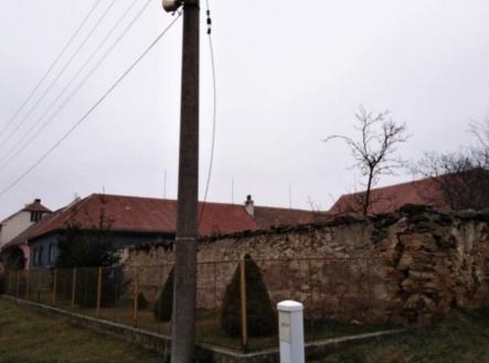 Prodej pozemku pro bydlení, 1 900 m²