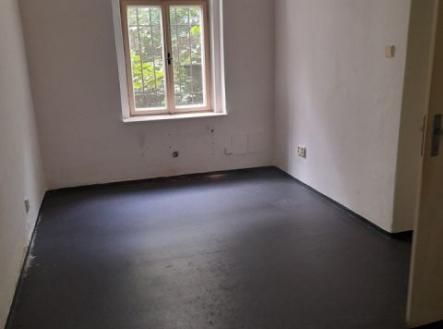 Pronájem - komerční objekt, administrativní budova, 98 m²