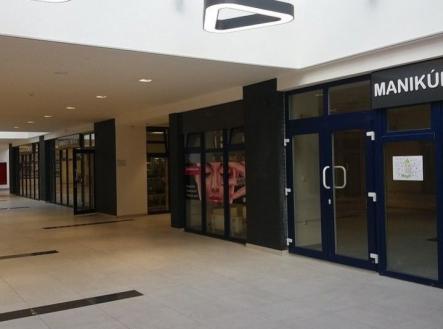 Pronájem komerčního objektu, jiný, 390 m²