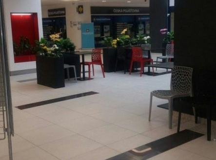 Pronájem komerčního objektu, jiný, 390 m²