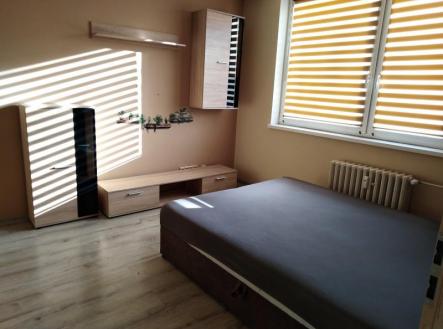 Pronájem bytu, 1+1, 33 m²