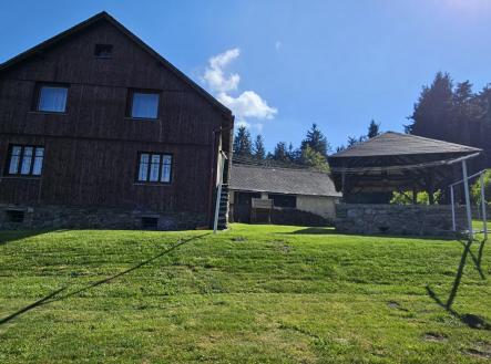 Prodej - dům/vila, 615 m²