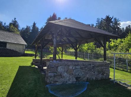 Prodej - dům/vila, 615 m²