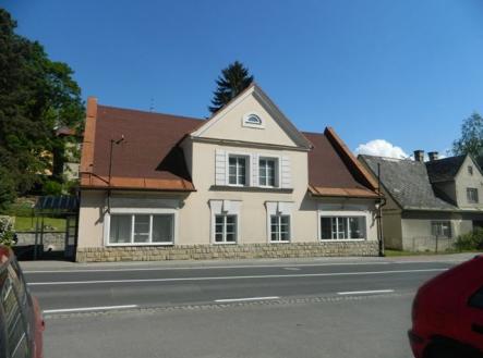 Pronájem domu/vily, 230 m²