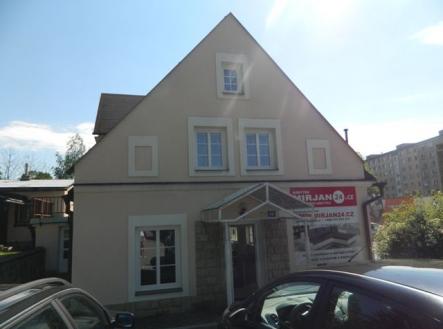 Pronájem domu/vily, 230 m²