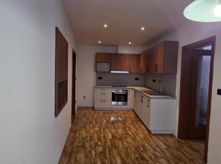 Pronájem bytu, 5+1, 125 m²