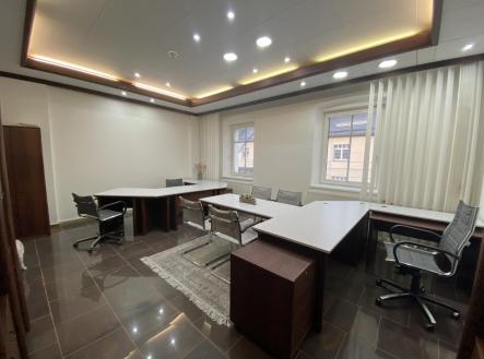 Pronájem kanceláře, 27 m²