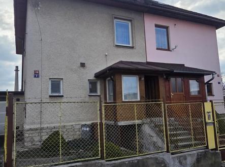 Pronájem domu/vily, 180 m²