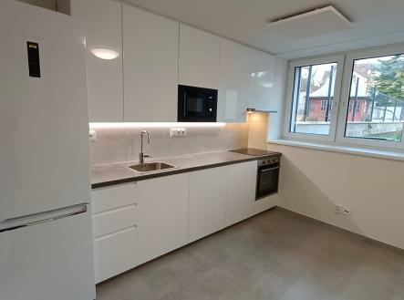 Pronájem bytu, 2+kk, 62 m²