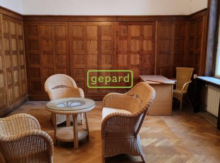 Pronájem kanceláře, 68 m²