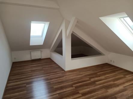 Pronájem bytu, 2+kk, 50 m²