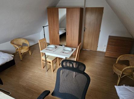 Pronájem bytu, jiný, 27 m²