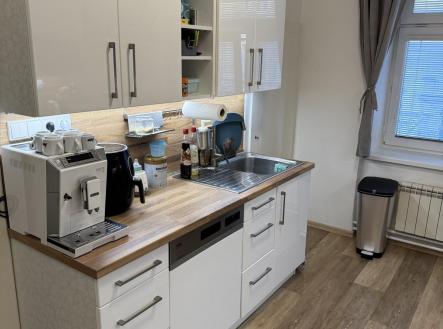 Pronájem bytu, 3+1, 93 m²