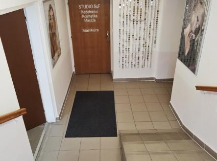 Pronájem obchodní prostor, 48 m²