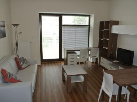 Pronájem bytu, 2+kk, 43 m²