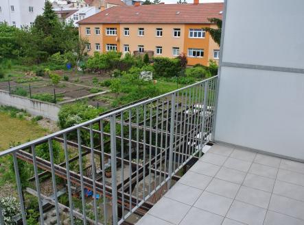 Pronájem bytu, 2+kk, 43 m²