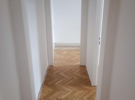 Pronájem bytu, 4+kk, 87 m²