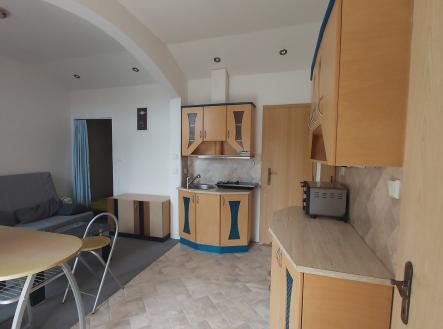 Pronájem bytu, 1+kk, 27 m²